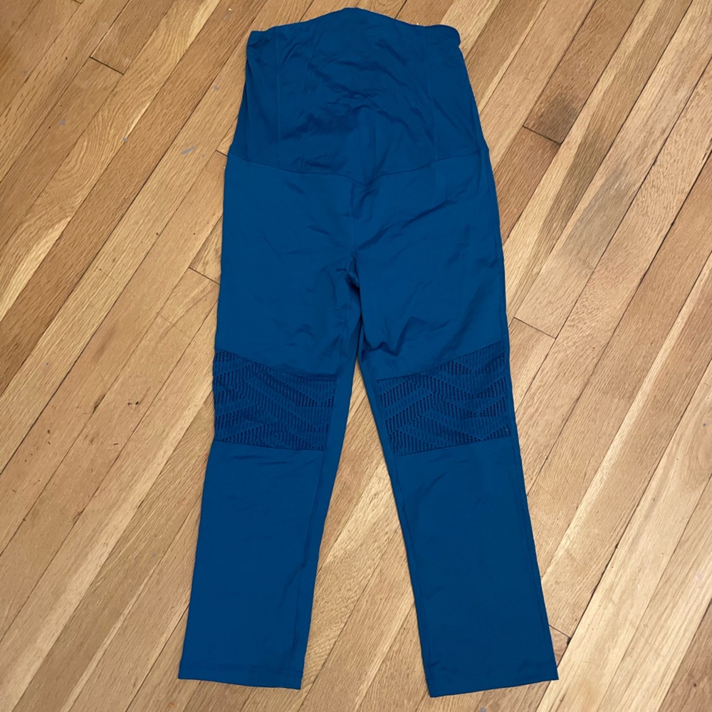 Maternity work out capris